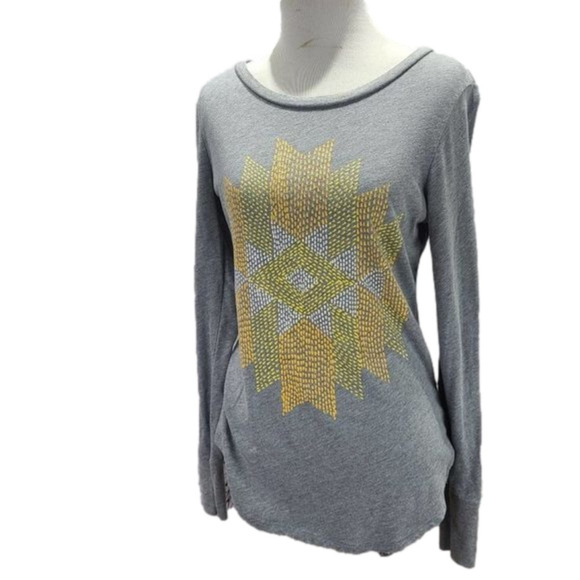 American Eagle Long sleeve Favorite T shirt - Picture 1 of 7